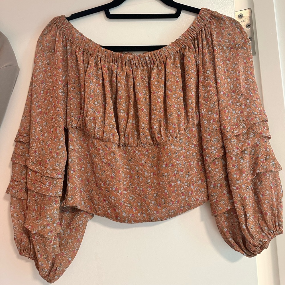 ASTR floral print off the shoulder top size medium